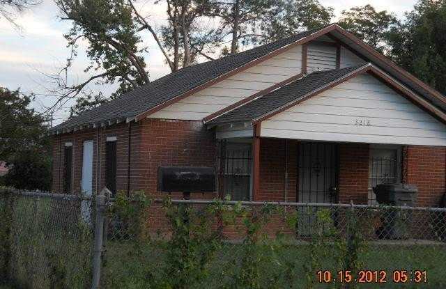 3218 GOLDSPIER Drive Gallery 2