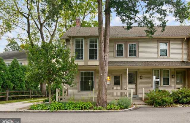 1109 YOUNGS FORD Road photos photos