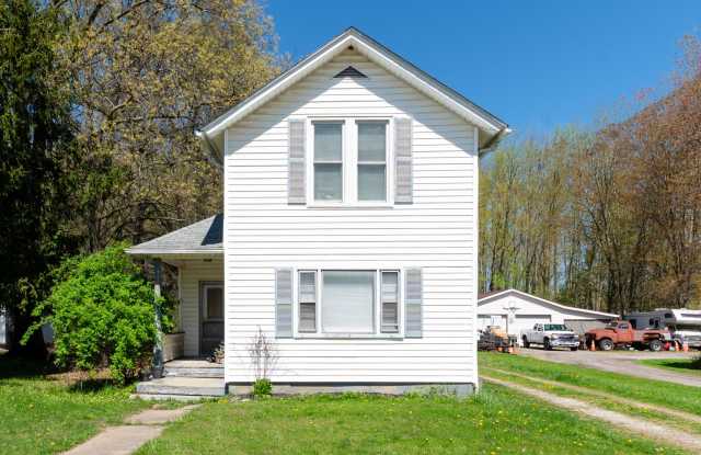 Charming 2-Bedroom Property in Prime Location photos photos