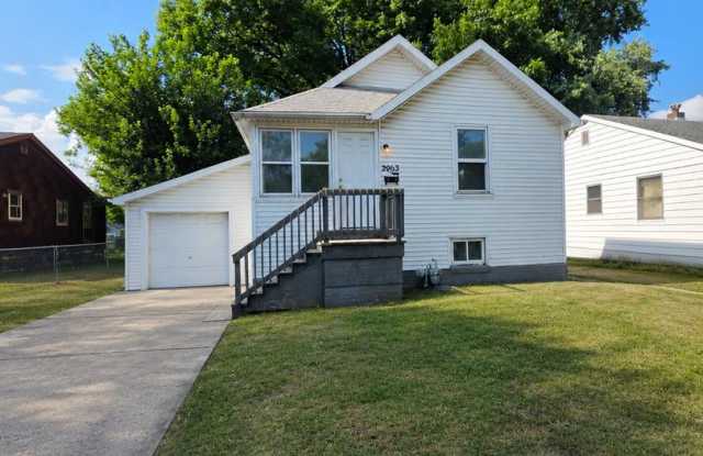 Charming 2BD/1BA with Garage photos photos Charming 2BD/1BA with Garage photos photos