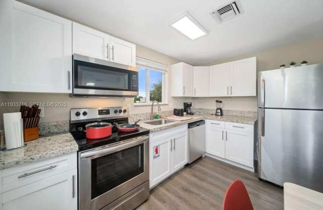 2311 Scott St photos photos