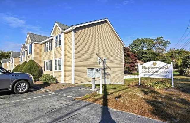 456 Mammoth Rd - 456 Mammoth Road, Middlesex County, MA 01826