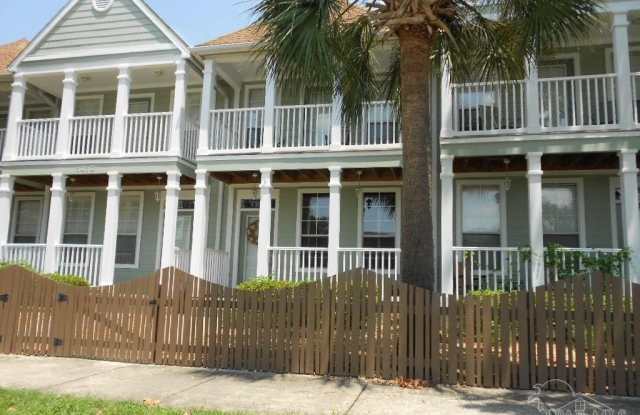 1010 N Hayne St unit: 2 photos photos