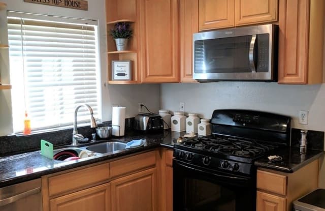 11542 Edinger Ave - 11542 Edinger Avenue, Fountain Valley, CA 92708