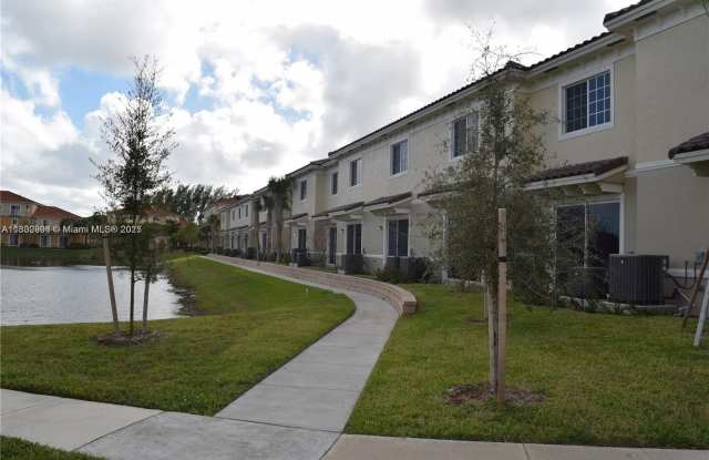 2574 SW 81st Ter photos photos