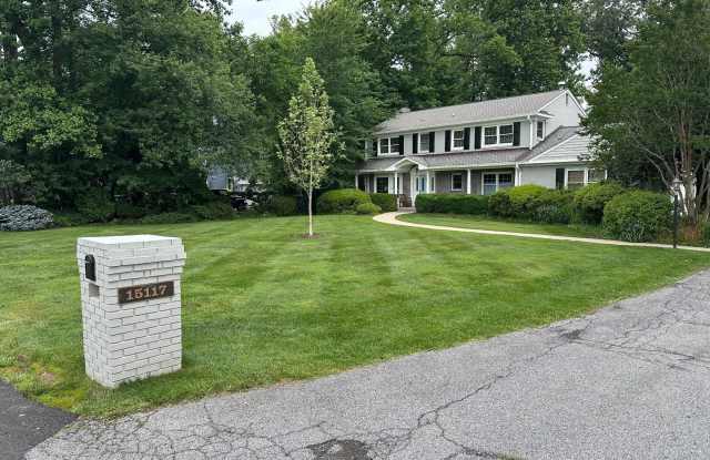 15117 ROSECROFT Road Gallery 4