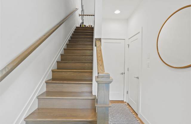 1602 Beason Street Gallery 3