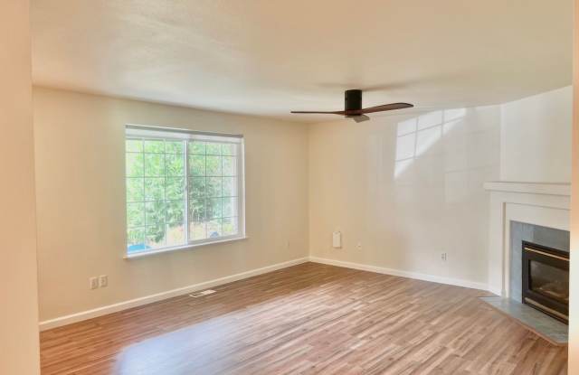 Beautifully Updated Single-Story Home East Oly 3bd 2bath Gallery 3