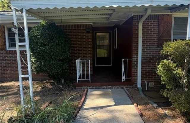 4455 Hillpine Road Gallery 3