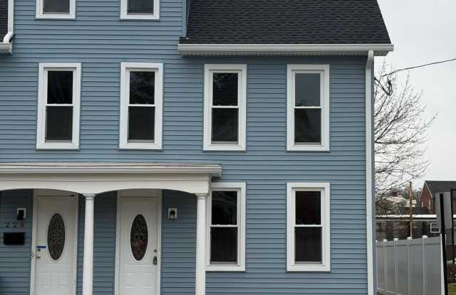 224 E MAIN photos photos