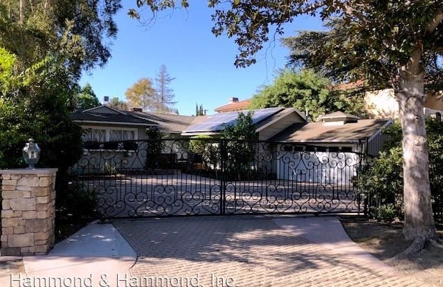 4539 Hayvenhurst Ave. - 4539 Hayvenhurst Avenue, Los Angeles, CA 91436