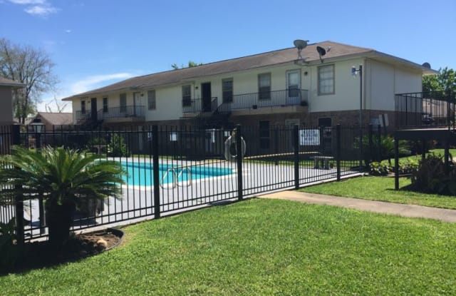3314 BURKE RD 38 - 3314 Burke Road, Pasadena, TX 77504
