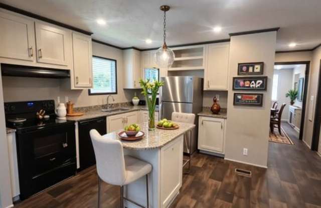 2156 James Boswell Lot photos photos