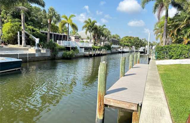 1723 STANFORD Lane Gallery 3