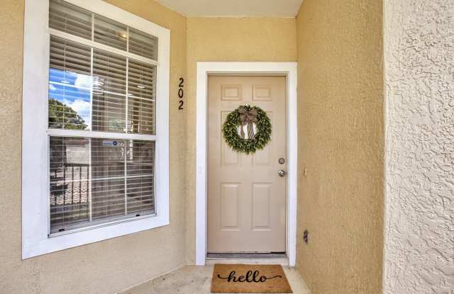 696 Seabrook Court #202 Gallery 4