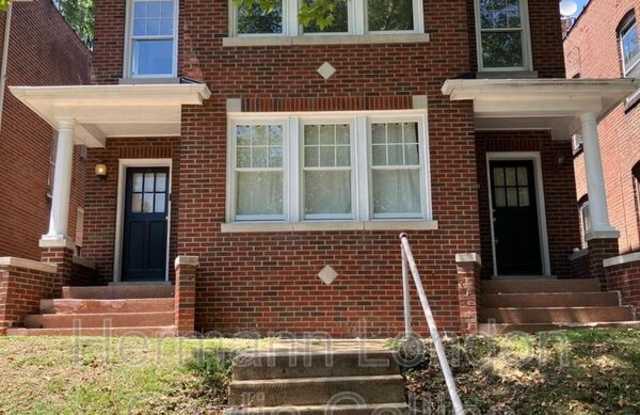 4427 South Grand Boulevard photos photos