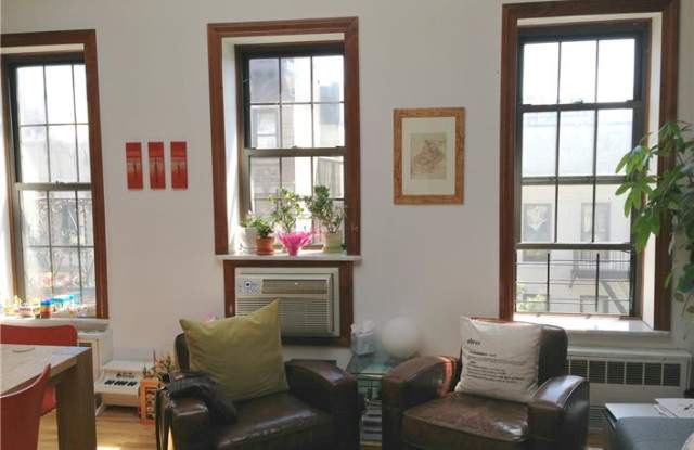 255 West 22nd Street Gallery 2