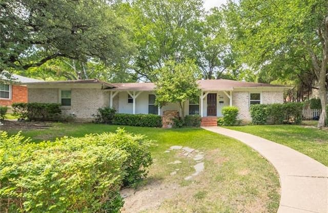 6415 Preston Crest Lane - 6415 Prestoncrest Ln, Dallas, TX 75230