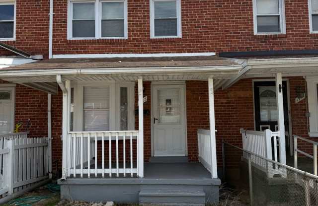 Charming 4-Bedroom, 2-Bath Row House with Den in Prime Dundalk Location 1915 Ewald Ave - 1915 Ewald Avenue, Dundalk, MD 21222