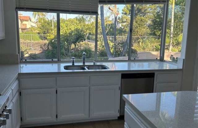 28451 Fieldbrook Gallery 4