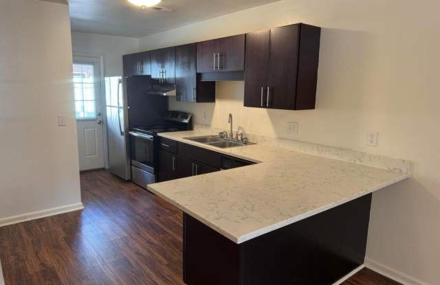 4008 Whitebridge Drive Gallery 2