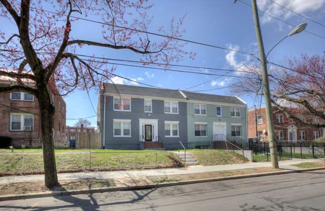 257 Newcomb St SE - Dilan Inv photos photos