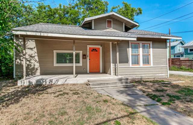 CHARMING DIGNOWITY HILL CRAFTSMAN photos photos