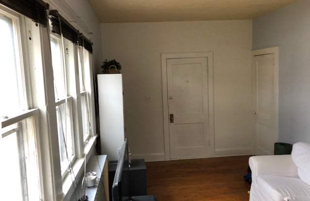 2630 Johnson Street Northeast - 2 Gallery 3