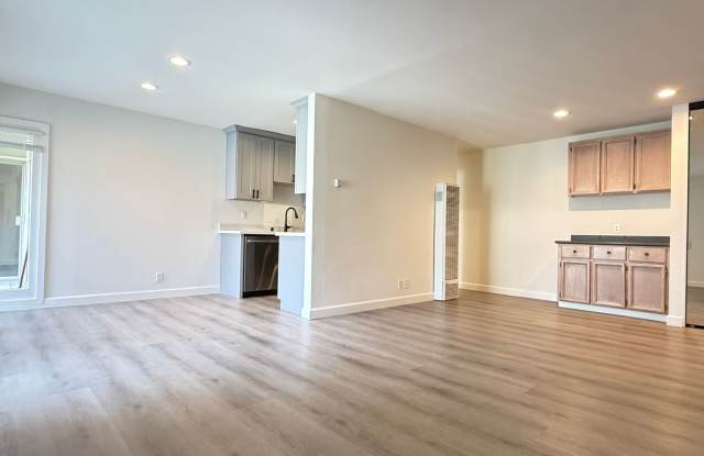 2BD/2BA - Mountain View Condo with Pool, Spa  Clubhouse - Pets Welcome! photos photos