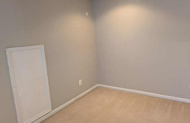 21882 BRICKSHIRE Circle - 21882 Brickshire Circle, Loudoun County, VA 20148