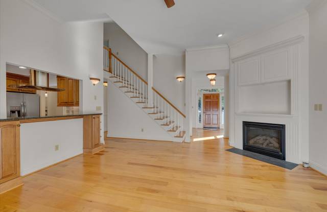 108 Helmsdale Dr Gallery 2