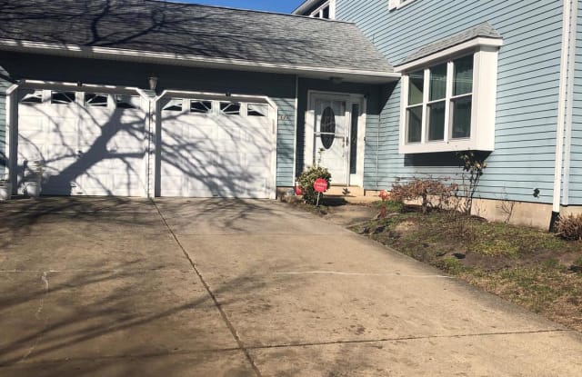 11 BIRCHWOOD PARK DR S - 11 Birchwood Park Drive South, Greentree, NJ 08003