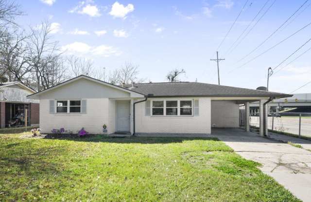 8120 North Essen Heights Court photos photos