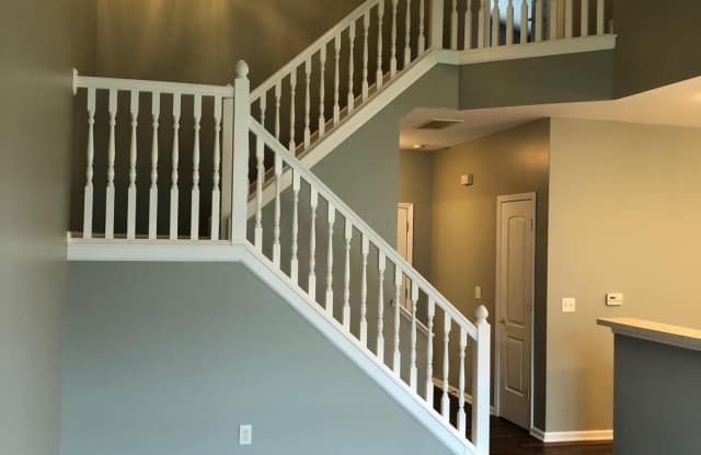 840 Mystic Pointe Drive Gallery 3