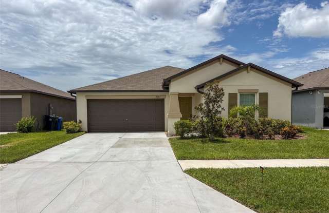 5487 BLUE AZURE Drive Gallery 1