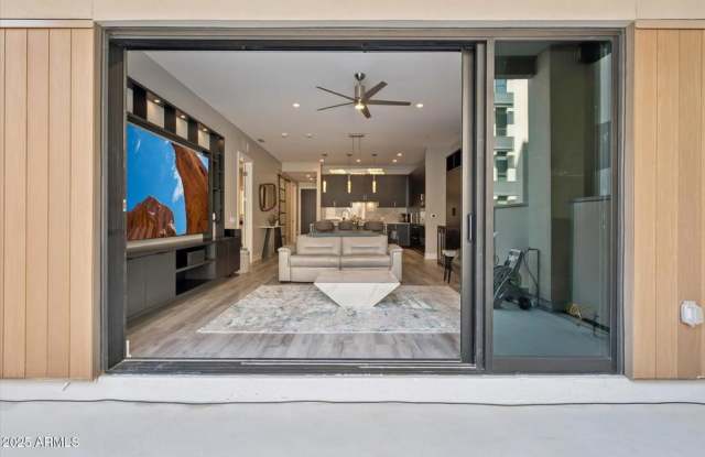 Portico Community II Gallery 3