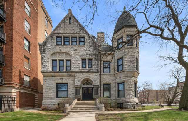 4545 S Drexel Boulevard photos photos