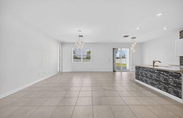 13275 NW Copper Creek Drive Gallery 4