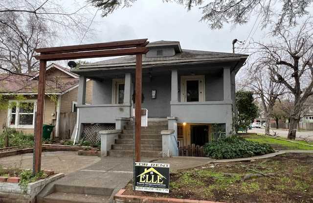 1006 Salem Street - 3 photos photos