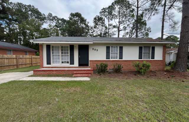 903 Jamestown Dr. Valdosta, GA 31601 photos photos