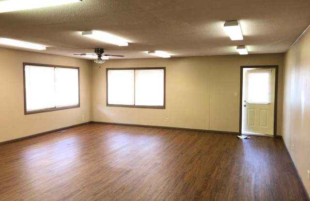 3231 Ramada Road, Suite 9 Gallery 4