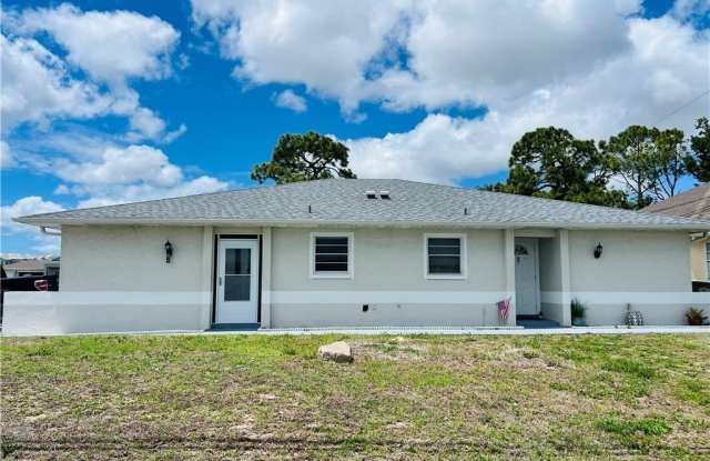 1406 SE 2nd Place unit: 1 photos photos