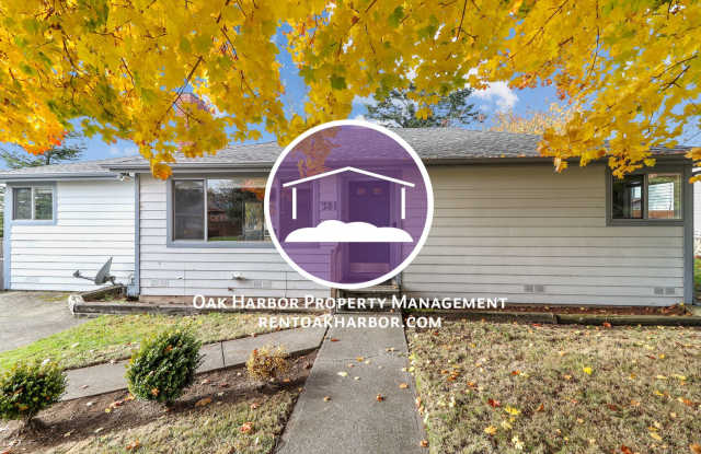3 Bed 1 Bath - Craftsman - Fenced Backyard - Pet Friendly photos photos