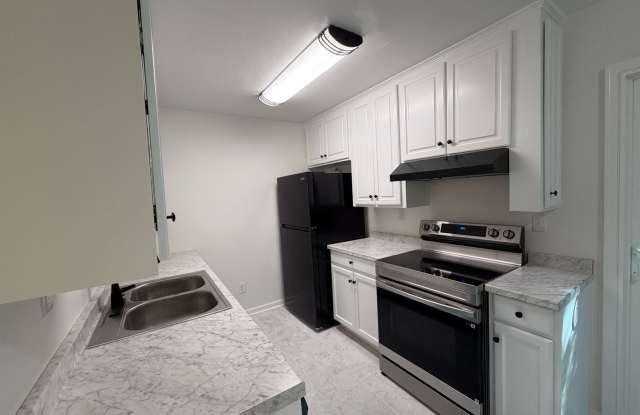 SW Roanoke County Townhome! Gallery 4