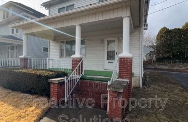 1 Hillcrest Drive - 1 Hillcrest Drive, Dickson City, PA 18447 1 Hillcrest Drive - 1 Hillcrest Drive, Dickson City, PA 18447