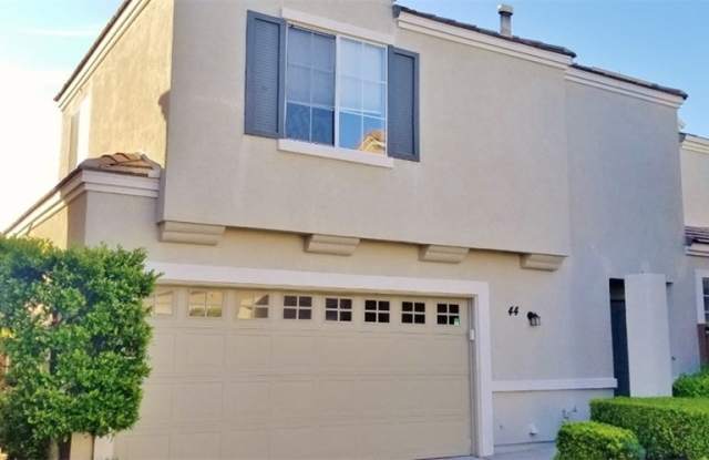 44 Rue Fontaine - 44 Rue Fontaine, Lake Forest, CA 92610