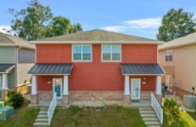 820 Arbor Lake Dr - 820 Arbor Lake Drive, Crestview, FL 32536