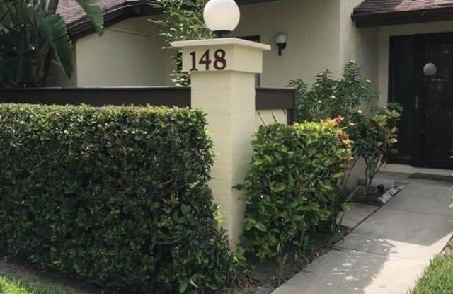 148 Karanda Court - 148 Karanda Court, Royal Palm Beach, FL 33411