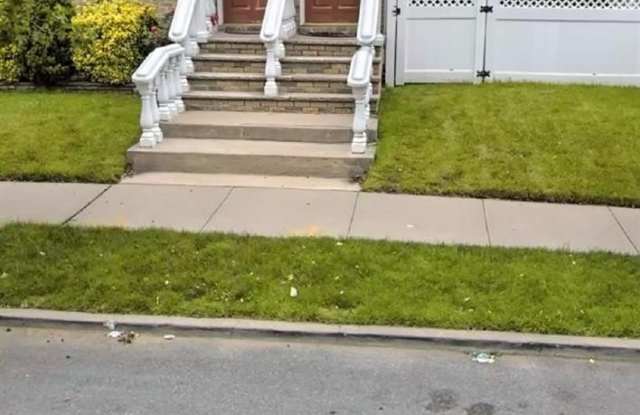 216-15 137 Ave photos photos