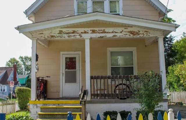 822 Dewey Street Gallery 4